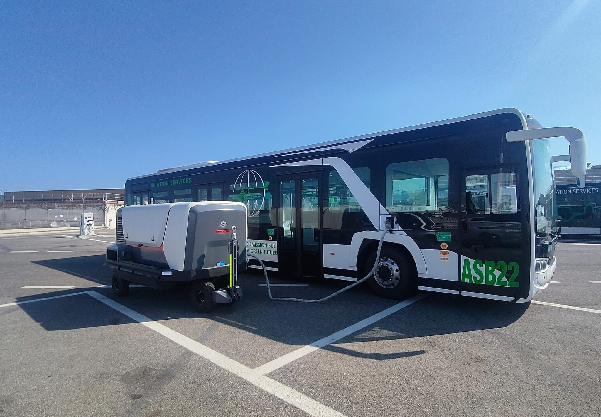 電動-充電寶-國際-意大利-羅馬-菲烏米奇諾機場-WechatIMG6396.jpg 電動-充電寶-國際-意大利-羅馬-菲烏米奇諾機場-WechatIMG6396.jpg